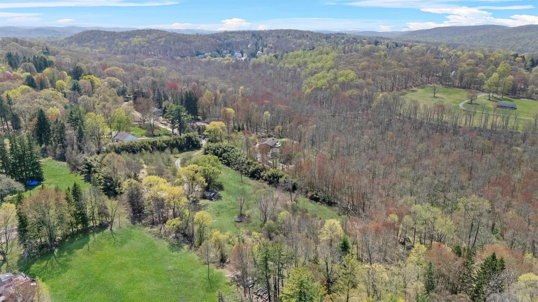 Photo of 20 Sun Hill Road