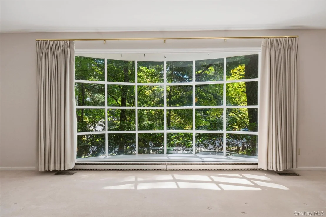 Photo of 75 Pleasant Ridge Drive
