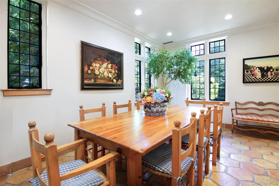 Photo of 107 Bayview Road