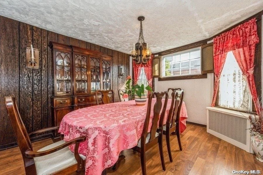 Photo of 18 Davison Avenue