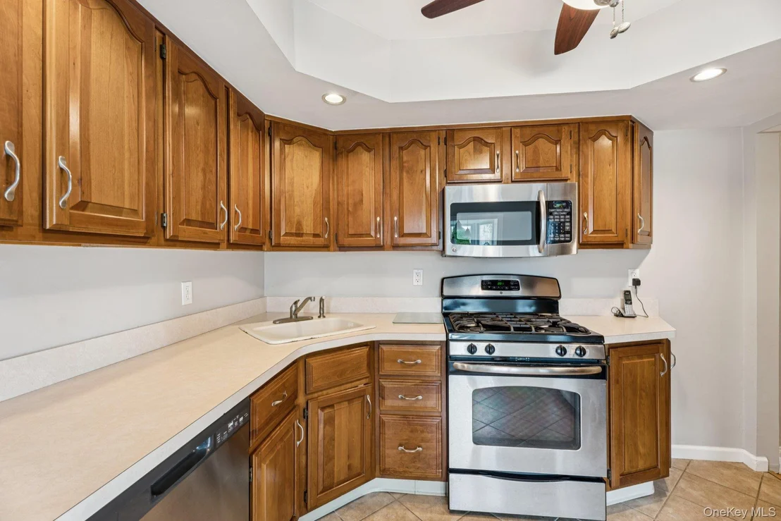 Photo of 215 Harrison Avenue
