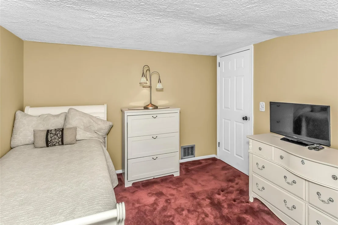 Photo of 17 Hillside Avenue