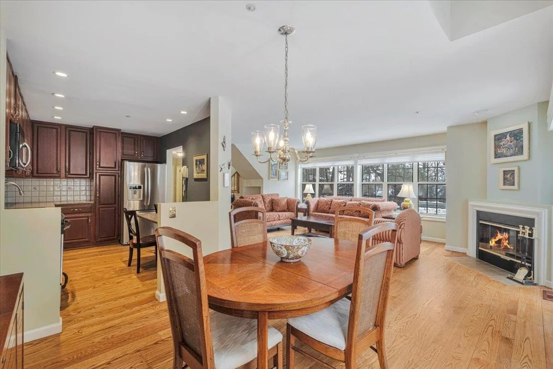 Photo of 1206 Pondside Drive