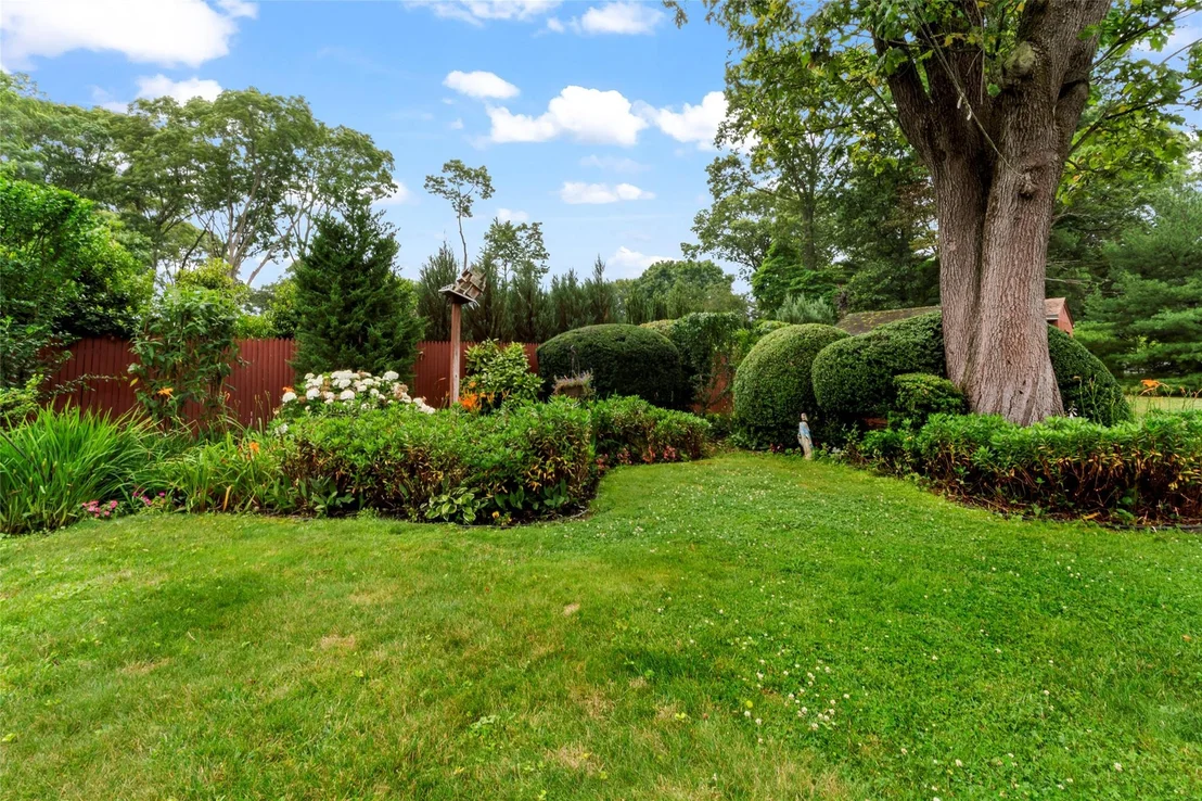 Photo of 19 Laurel Drive