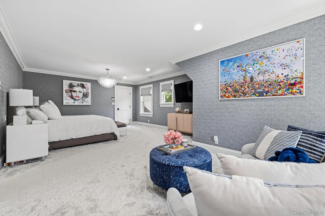 Photo of 11 Long Pond Road