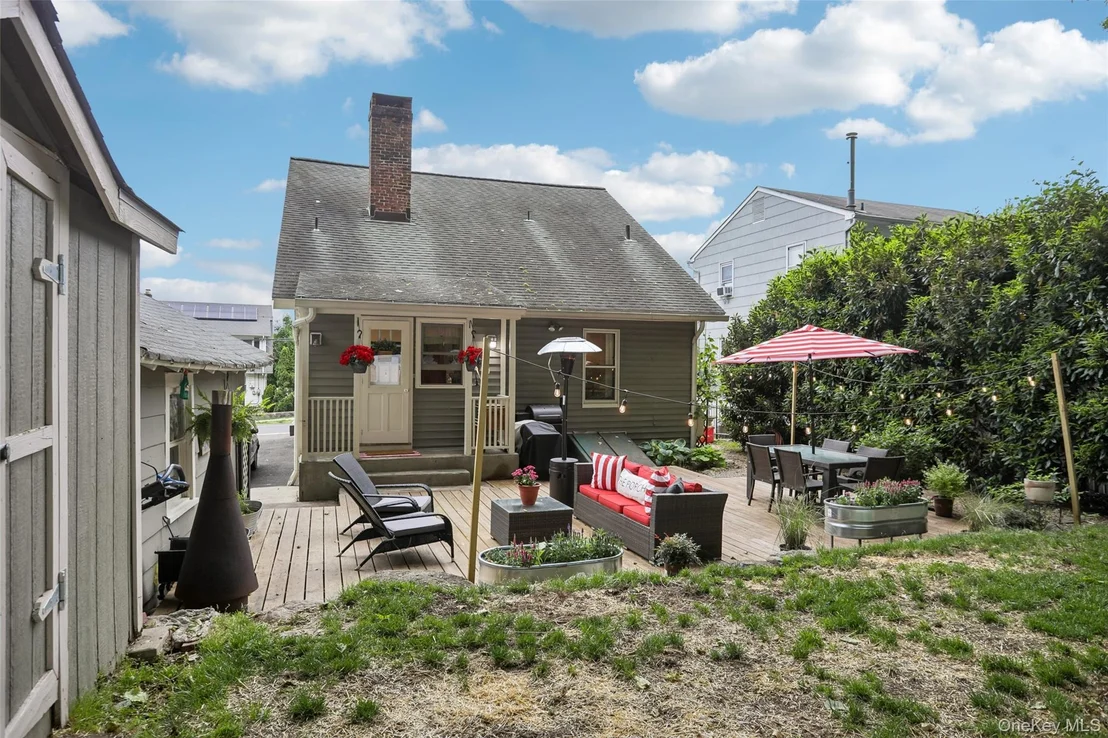 Photo of 75 Chestnut Avenue