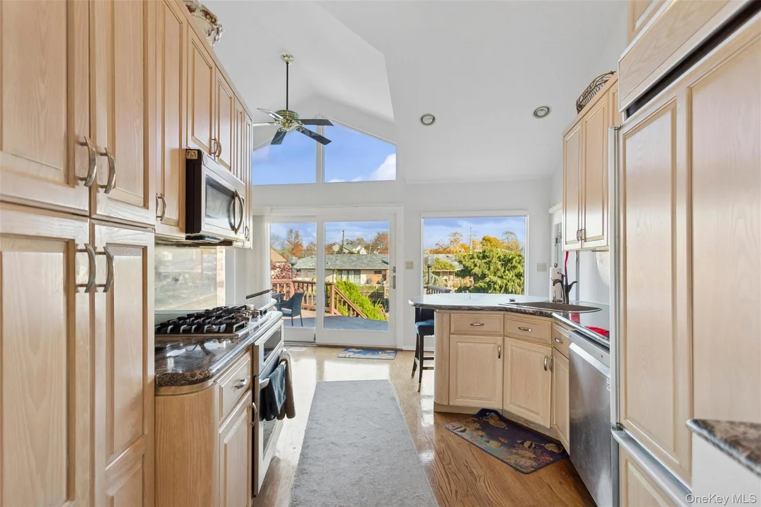Photo of 2729 Shore Drive
