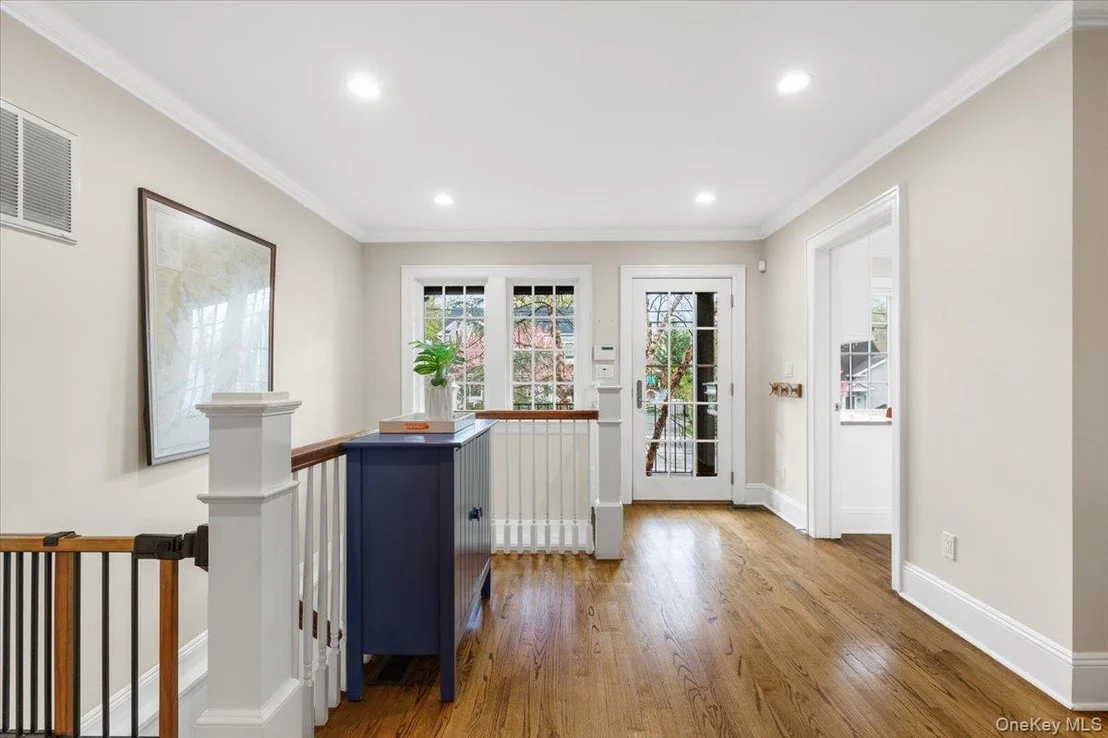 Photo of 30 Lindbergh Avenue