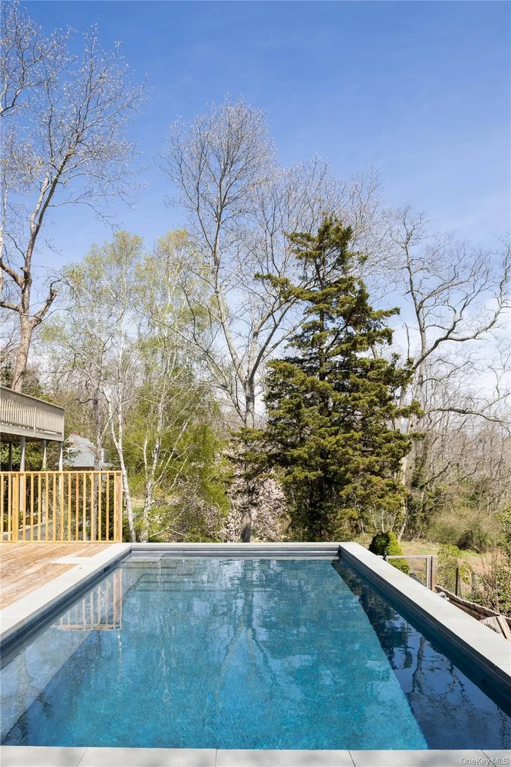Photo of 255 S View Drive