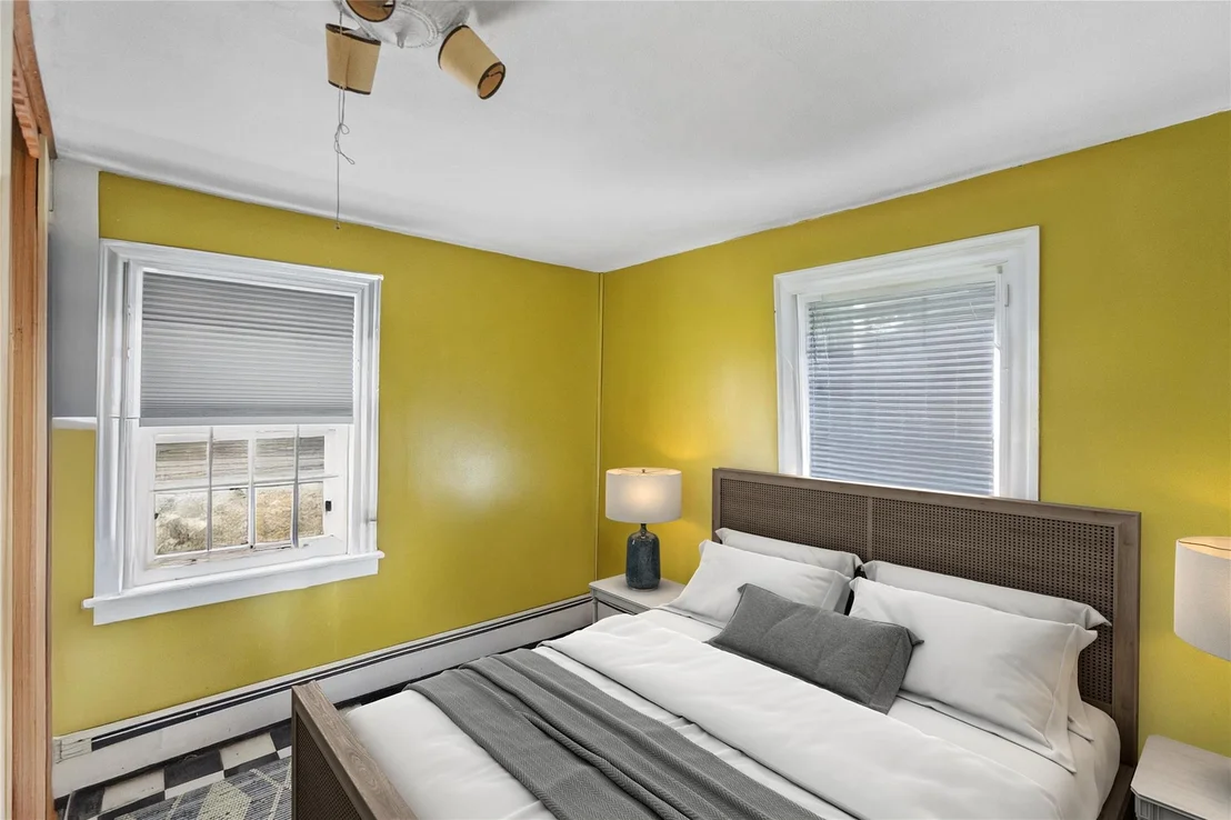 Photo of 10 Linden Avenue