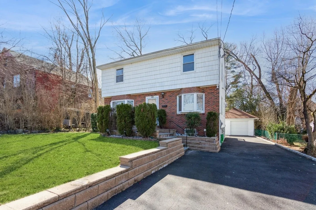 Photo of 52 Delaware Road