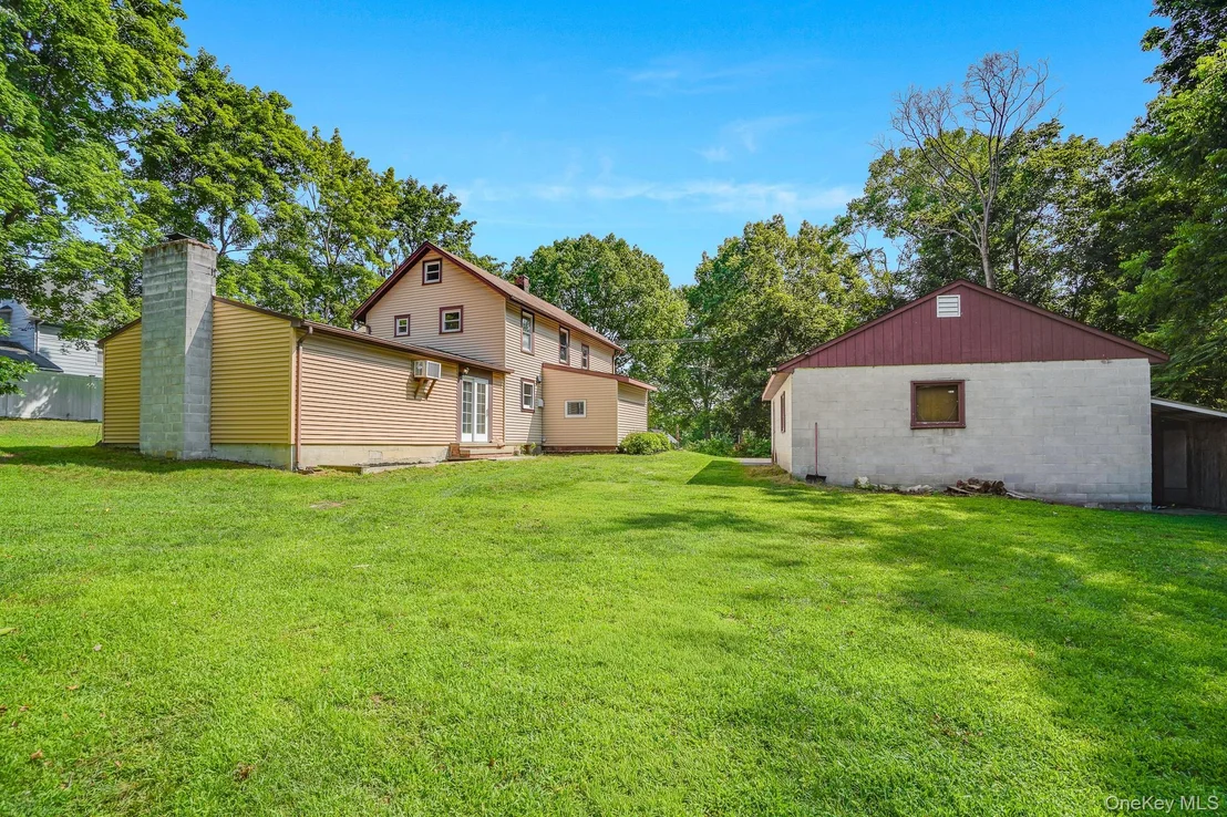 Photo of 23 Kent Avenue