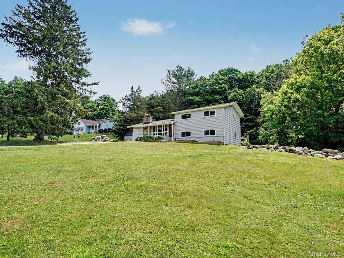 Photo of 11 Leona Drive