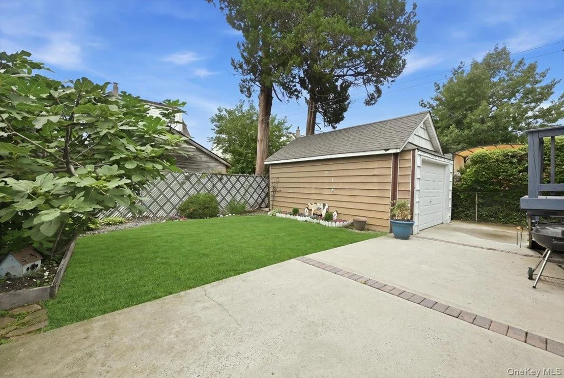 Photo of 79 Amherst Road