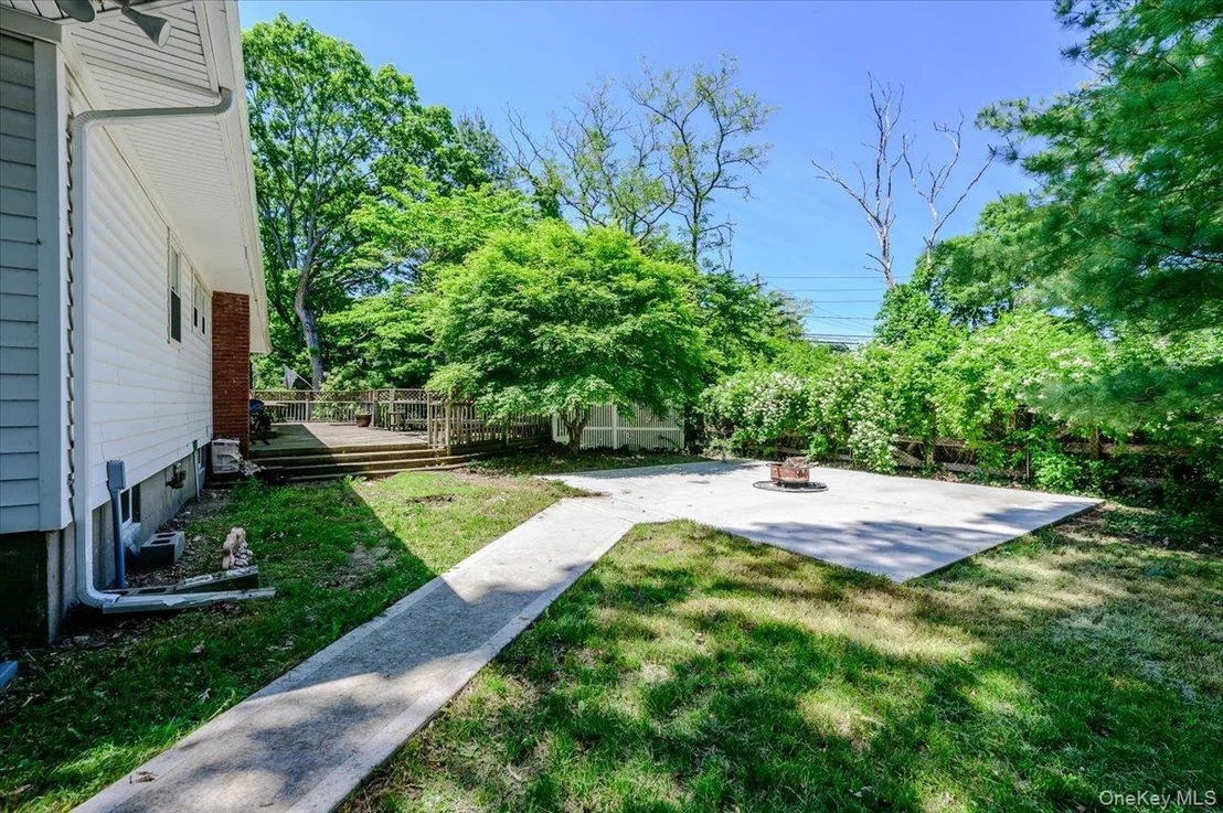 Photo of 53 Ehrhardt Way