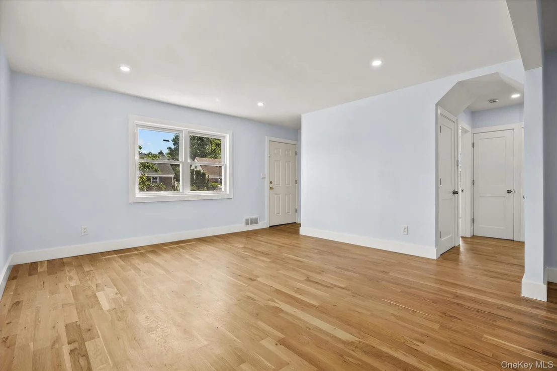 Photo of 27 Circle Drive