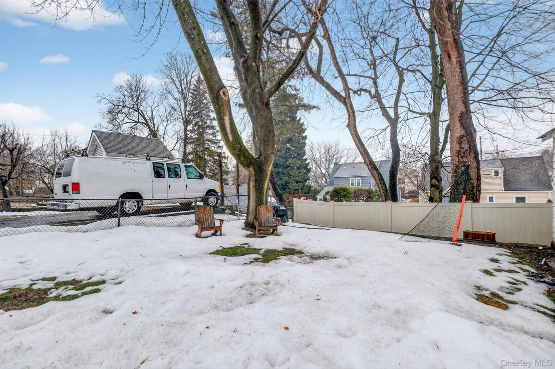 Photo of 19 Forest Avenue
