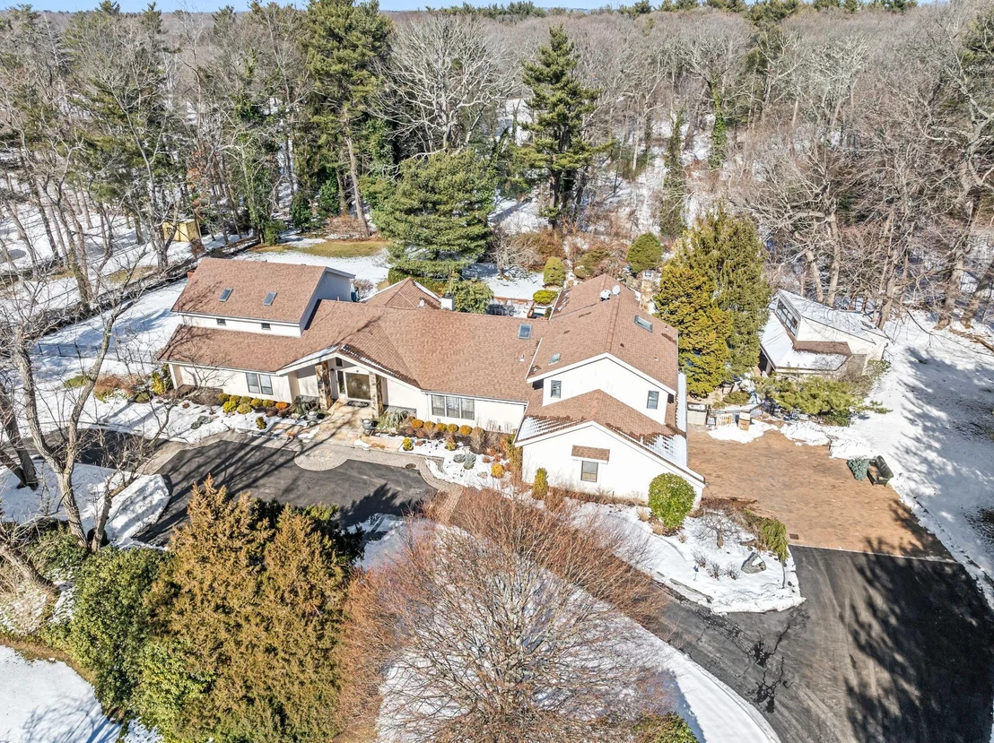Photo of 4 Paddock Court
