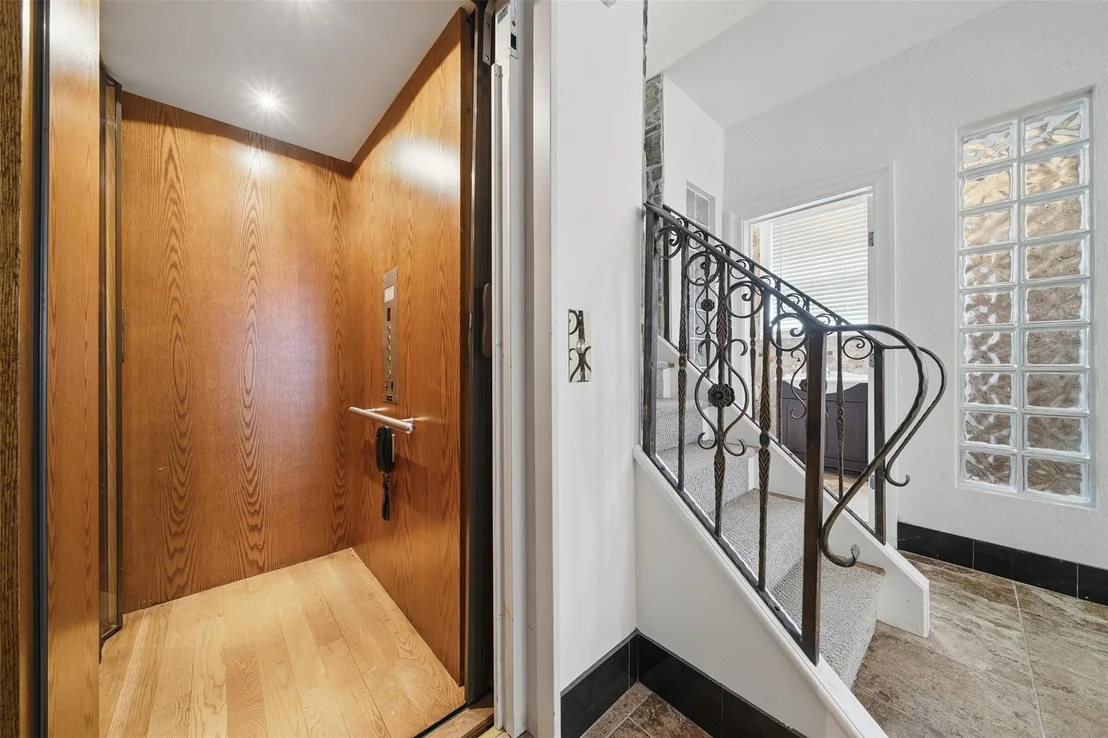 Photo of 3348 Polo Place