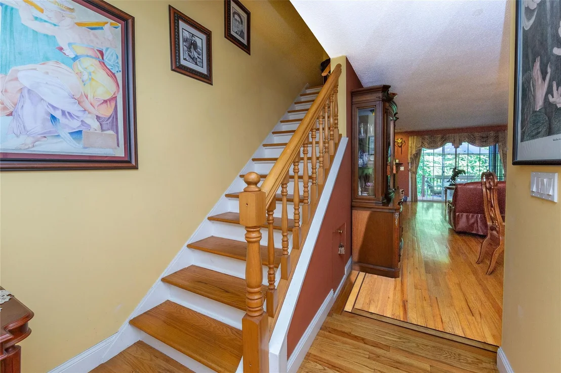 Photo of 1704 Windsor Lane