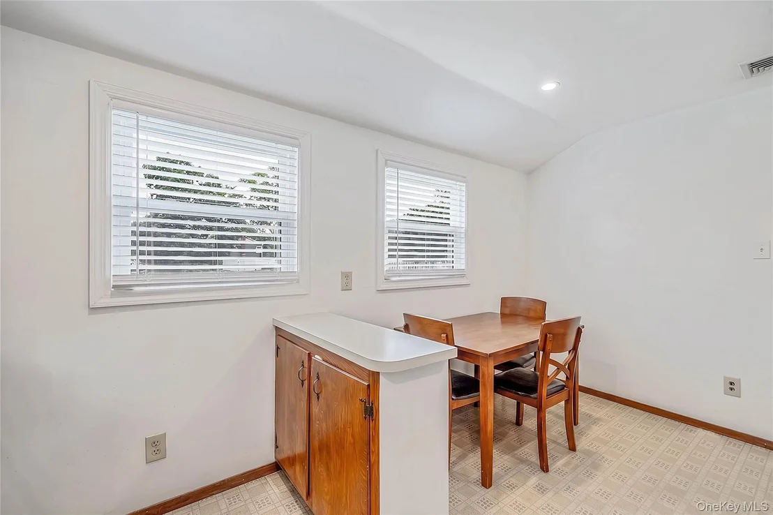 Photo of 2275 Hynes Place