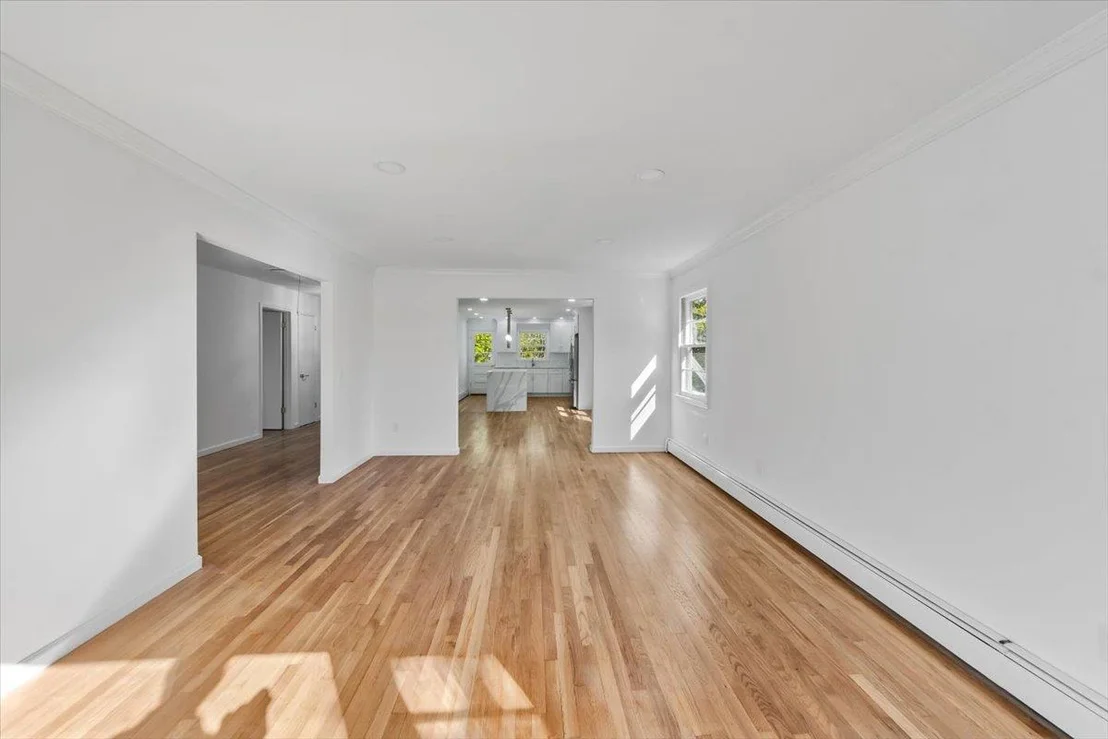 Photo of 10 Mohawk Road