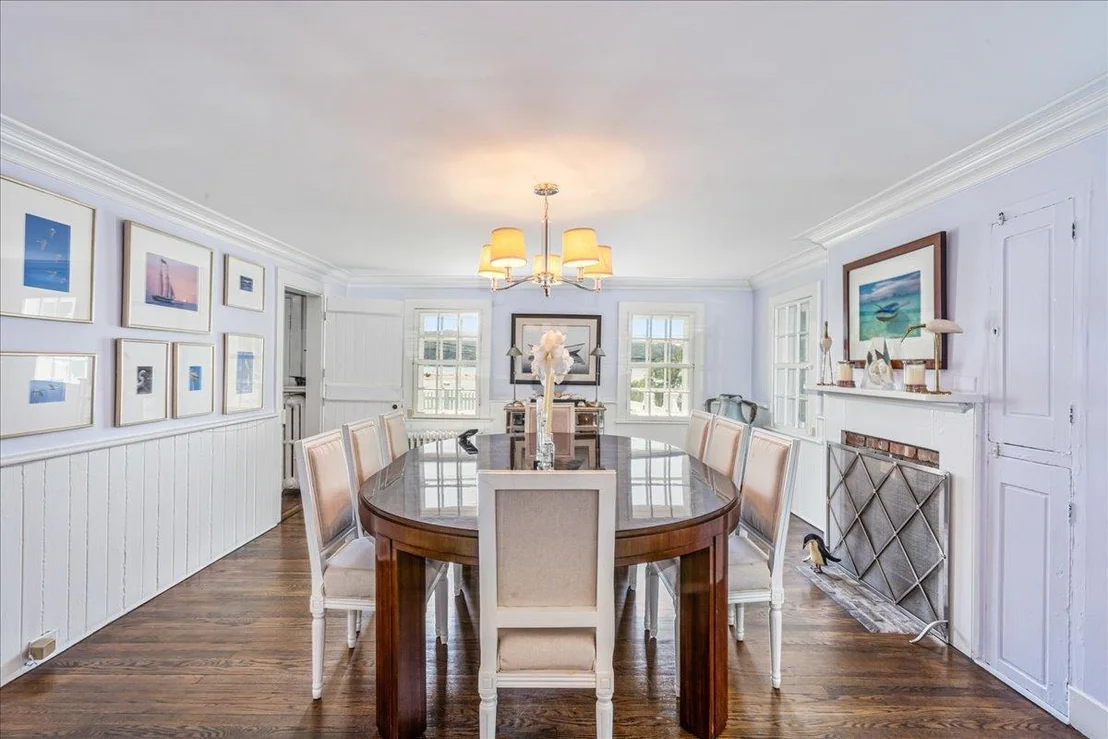 Photo of 50 Shore Road
