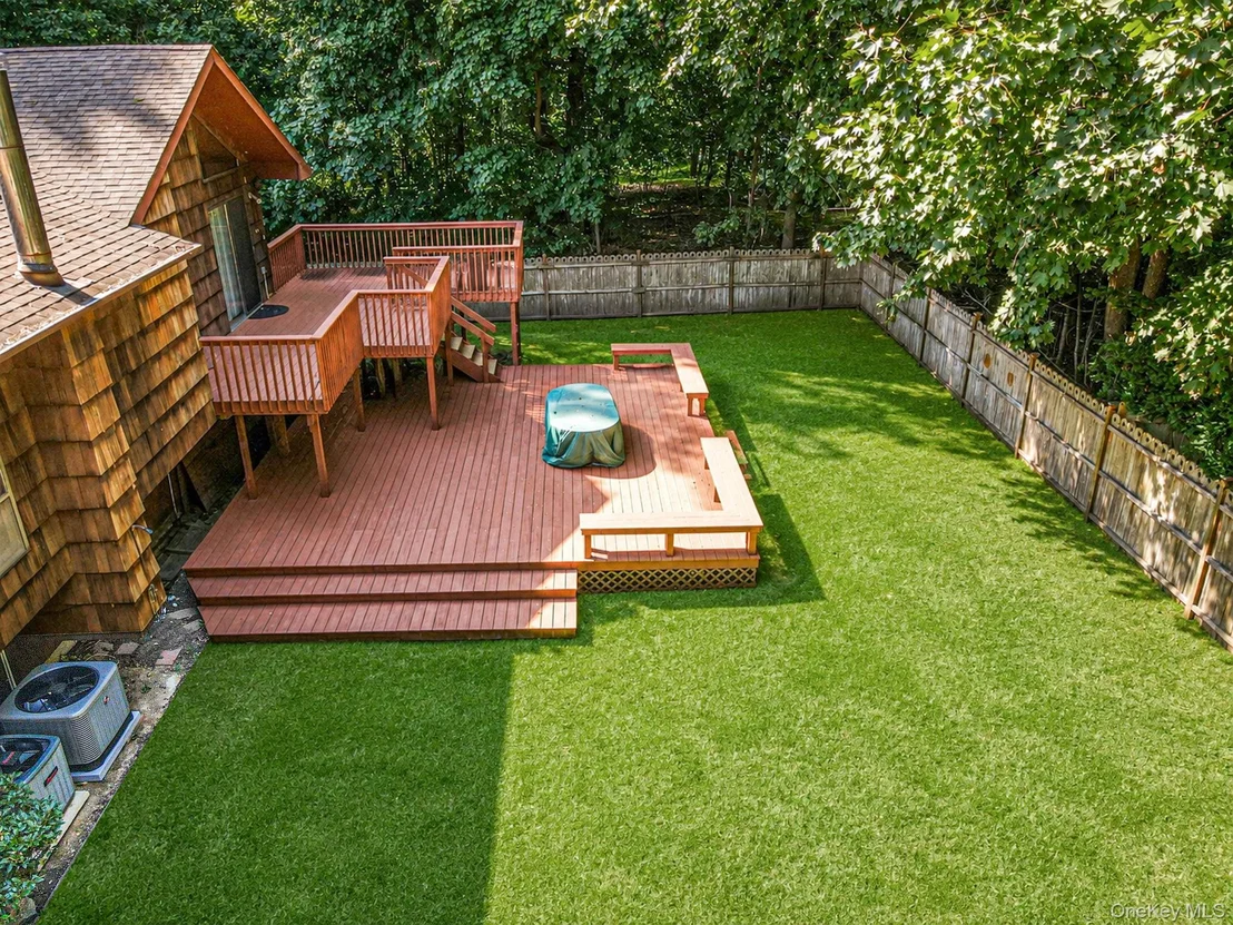 Photo of 48 Oak Avenue