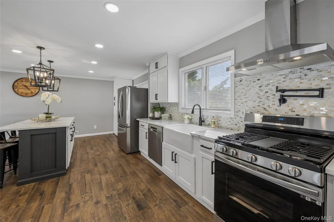 Photo of 12 Lillian Lane