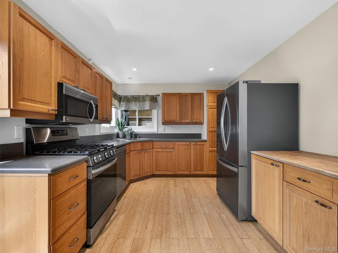 Photo of 98 Greenbush Road