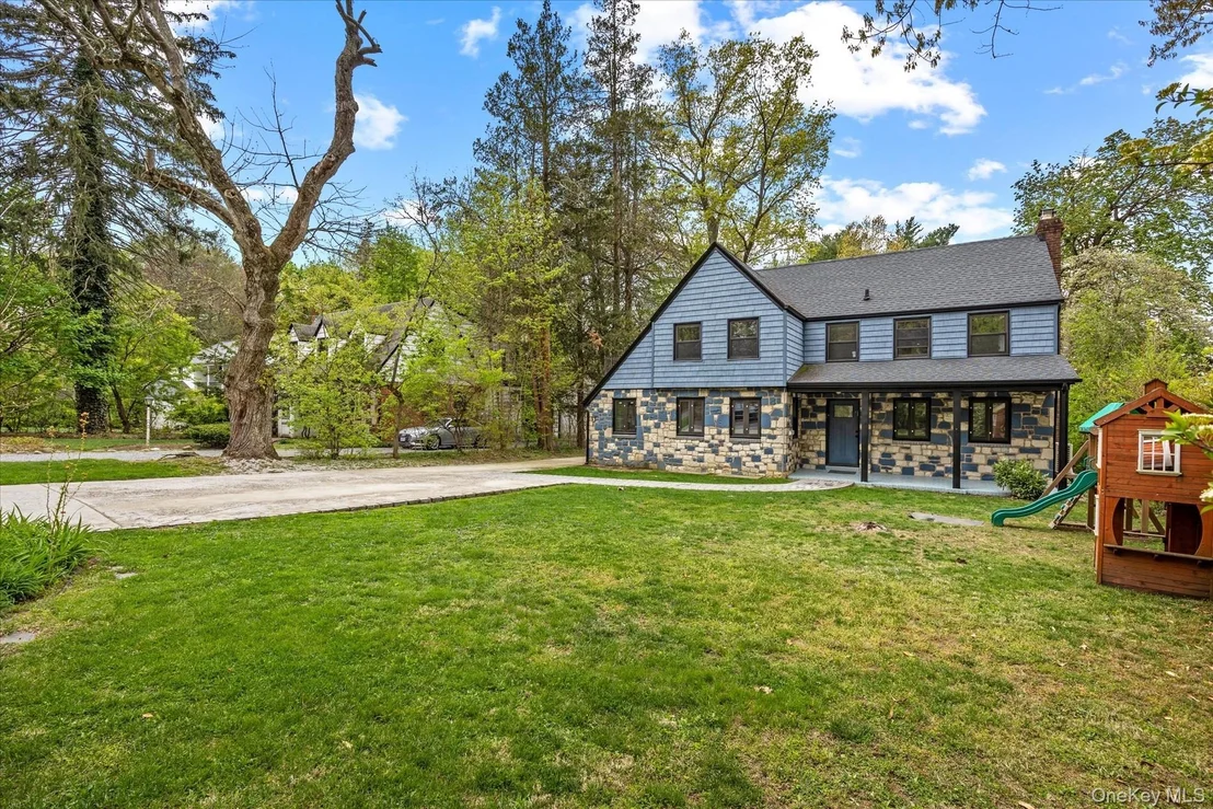 Photo of 11 Brook Lane