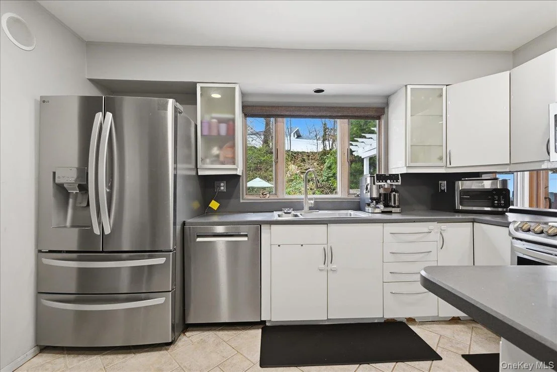 Photo of 9 Adrian Drive