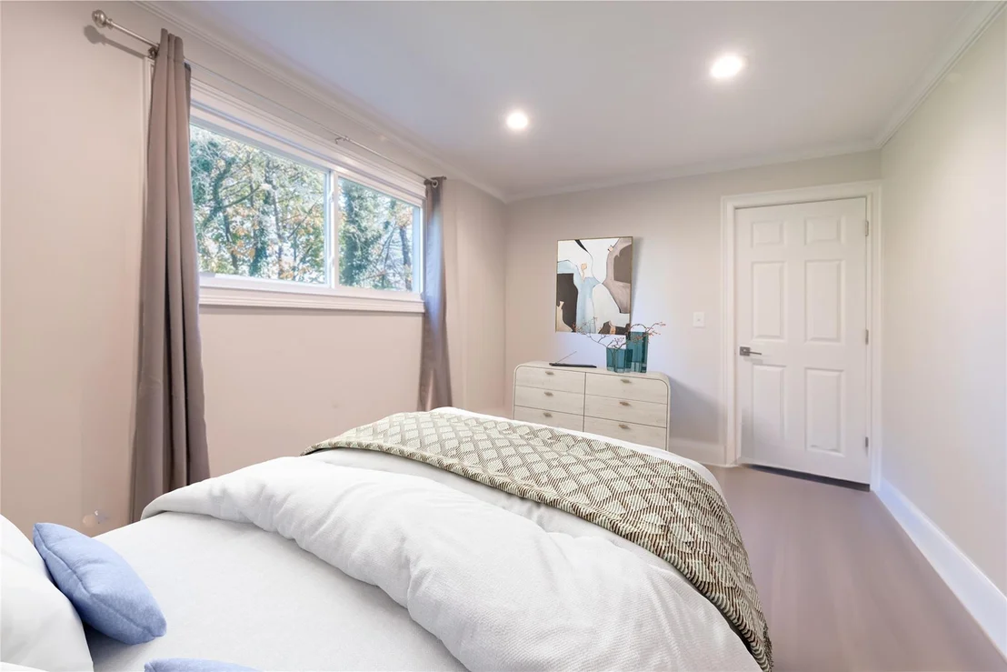 Photo of 6 Hubbard Circle
