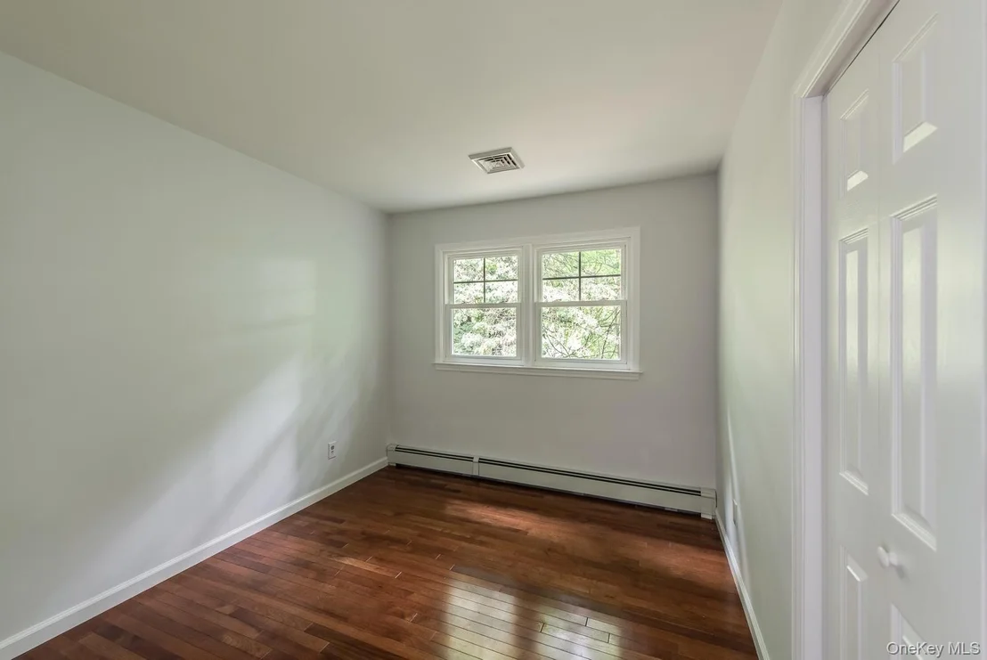 Photo of 33 Horizon Hill Drive