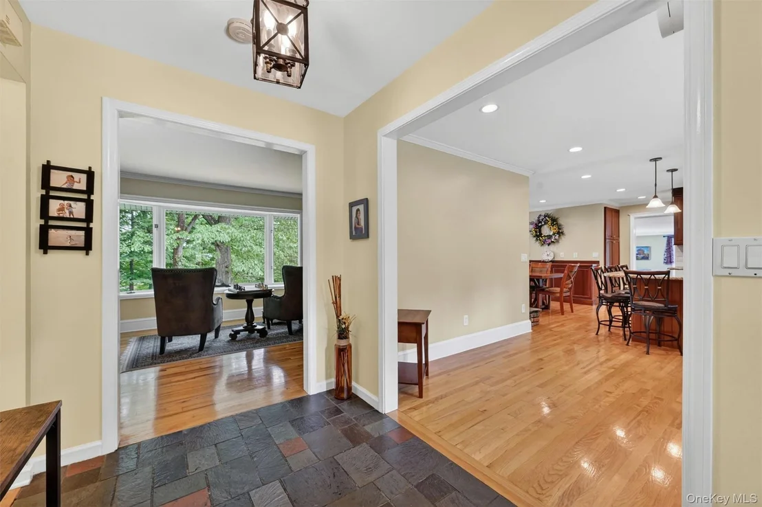 Photo of 8 Mountain Brook Road