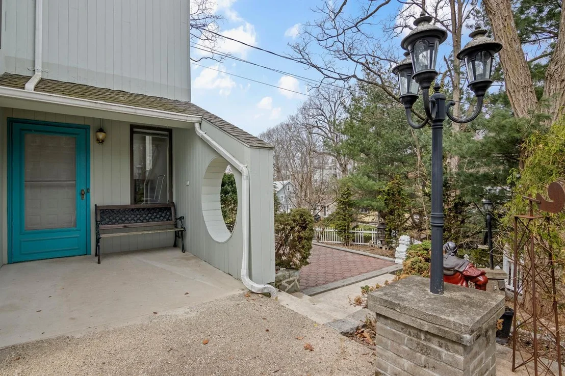 Photo of 94 Abbott Drive