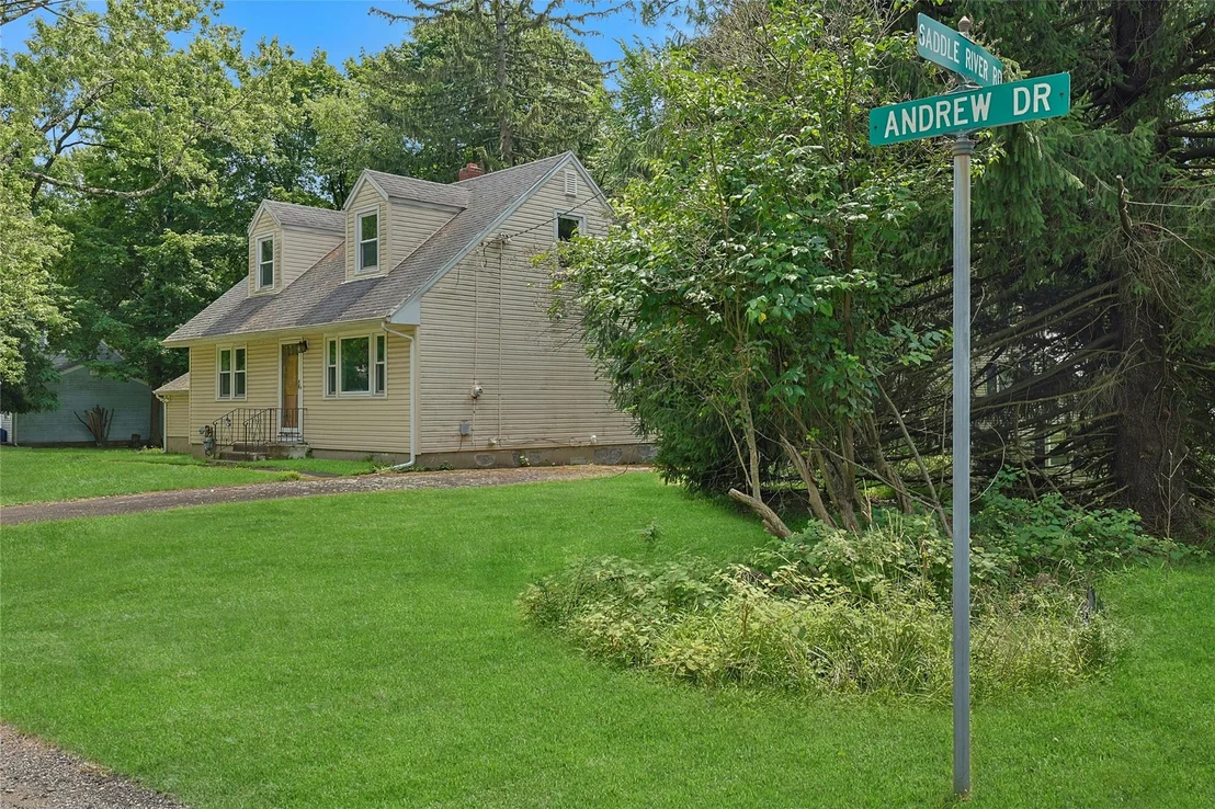 Photo of 2 Andrew Drive