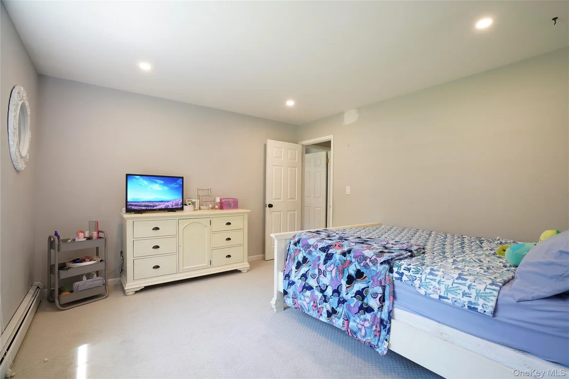 Photo of 11 Kenneth Drive