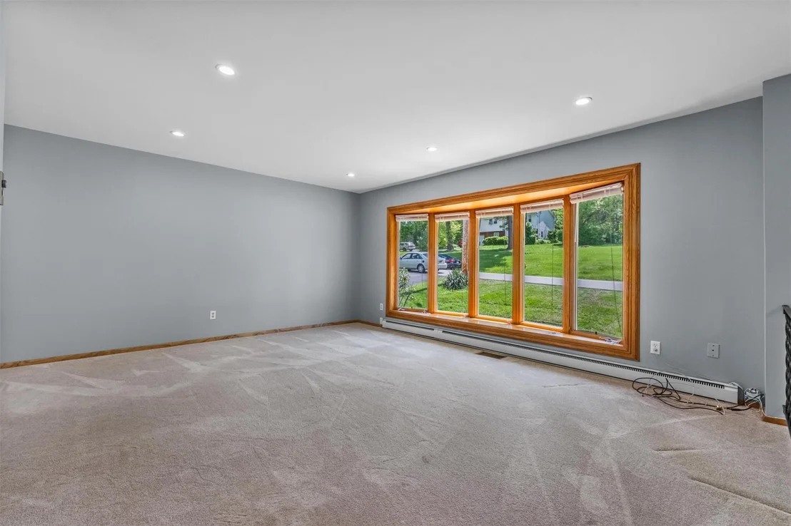 Photo of 8 Cameron Lane