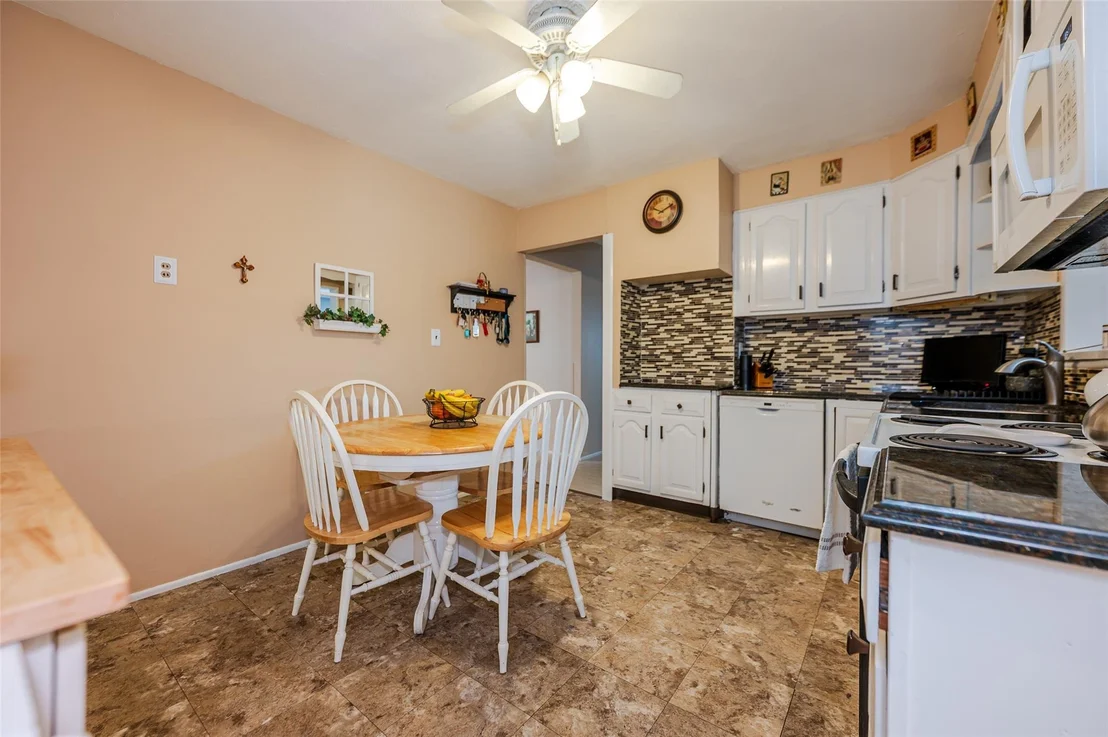 Photo of 2091 North Drive