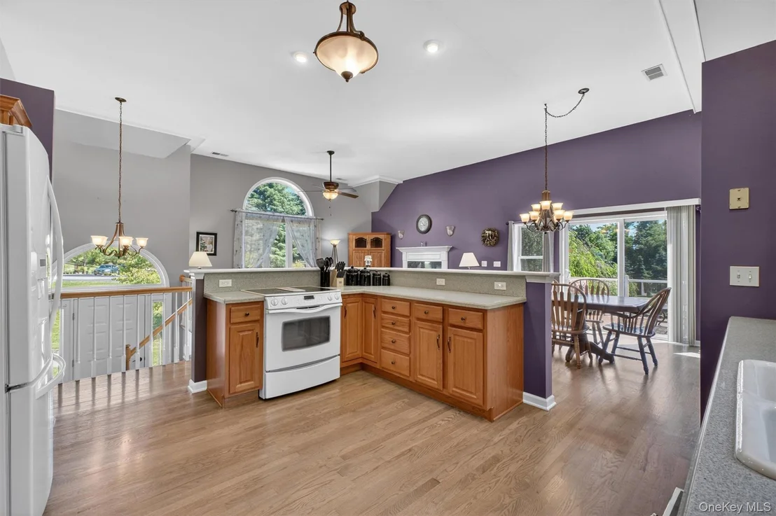 Photo of 201 Candlestick Hill Road