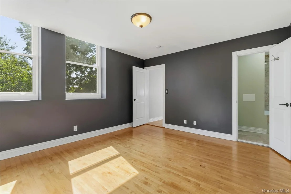 Photo of Unit PH4 at 88 Broadway
