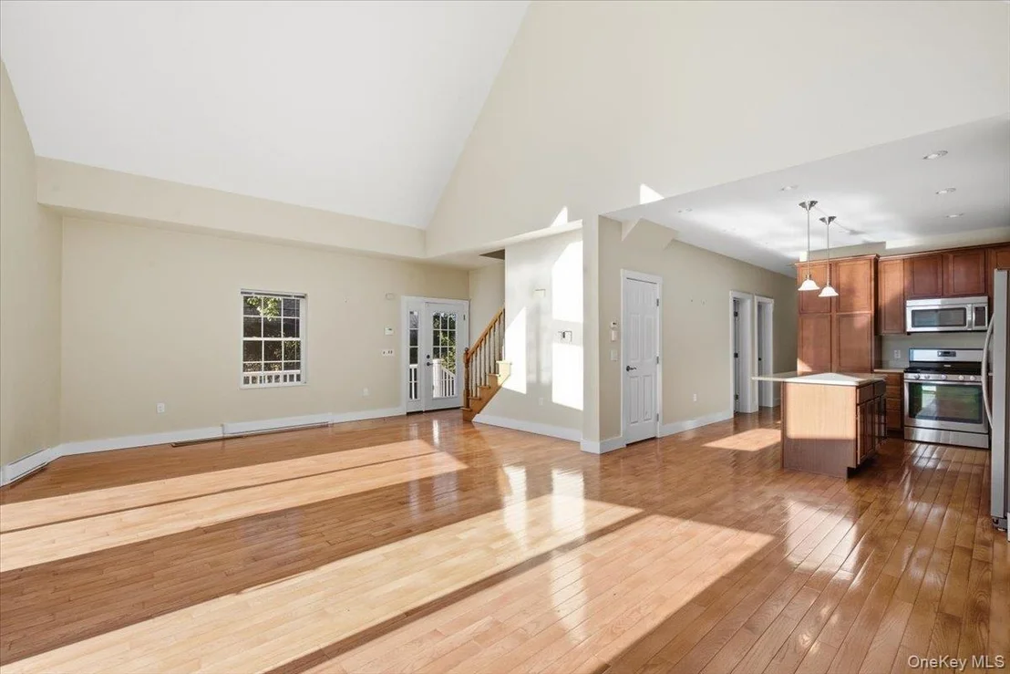 Photo of 20 Mansion Drive