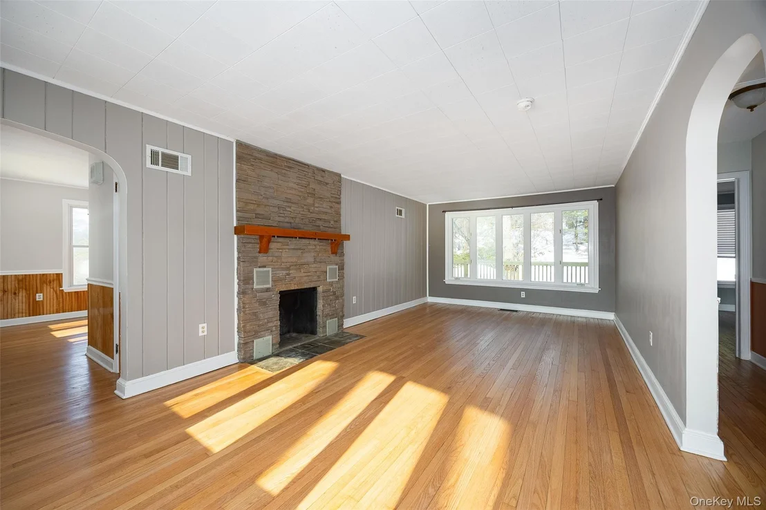 Photo of 13 Robert Road