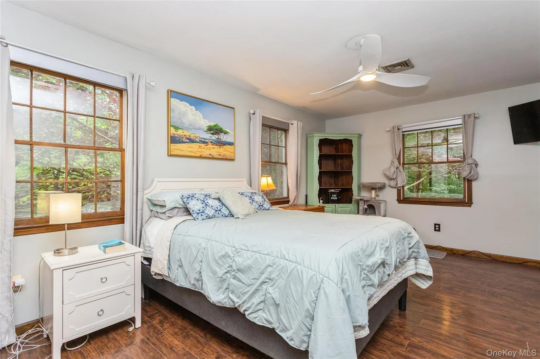 Photo of 324 Garrison Woods Lane