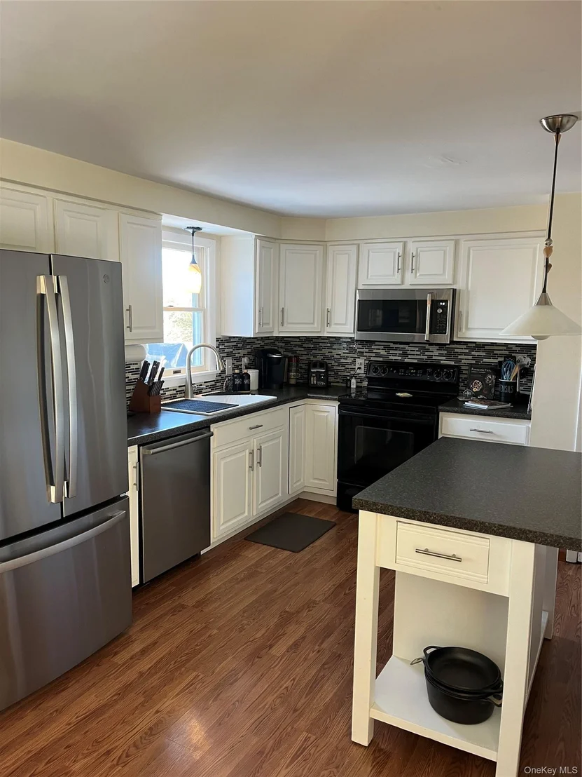 Photo of 33 Lincoln Circle