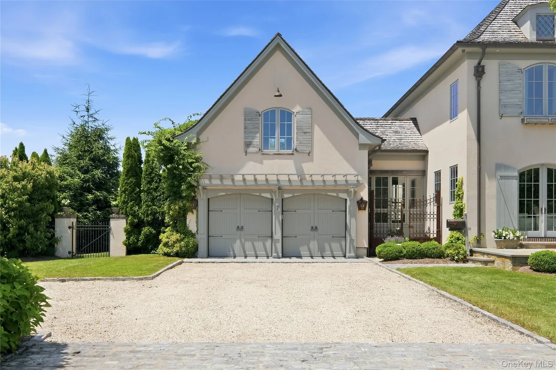 Photo of 7 Sexton Drive