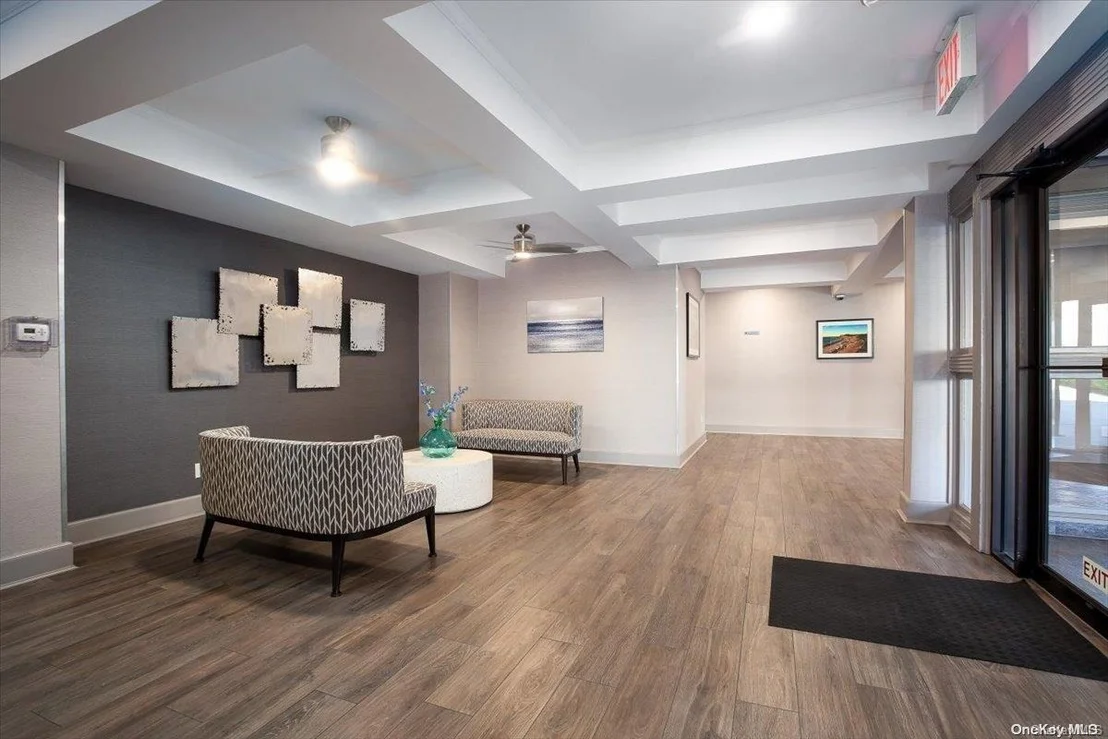 Photo of Unit 19B at 596 Broadway
