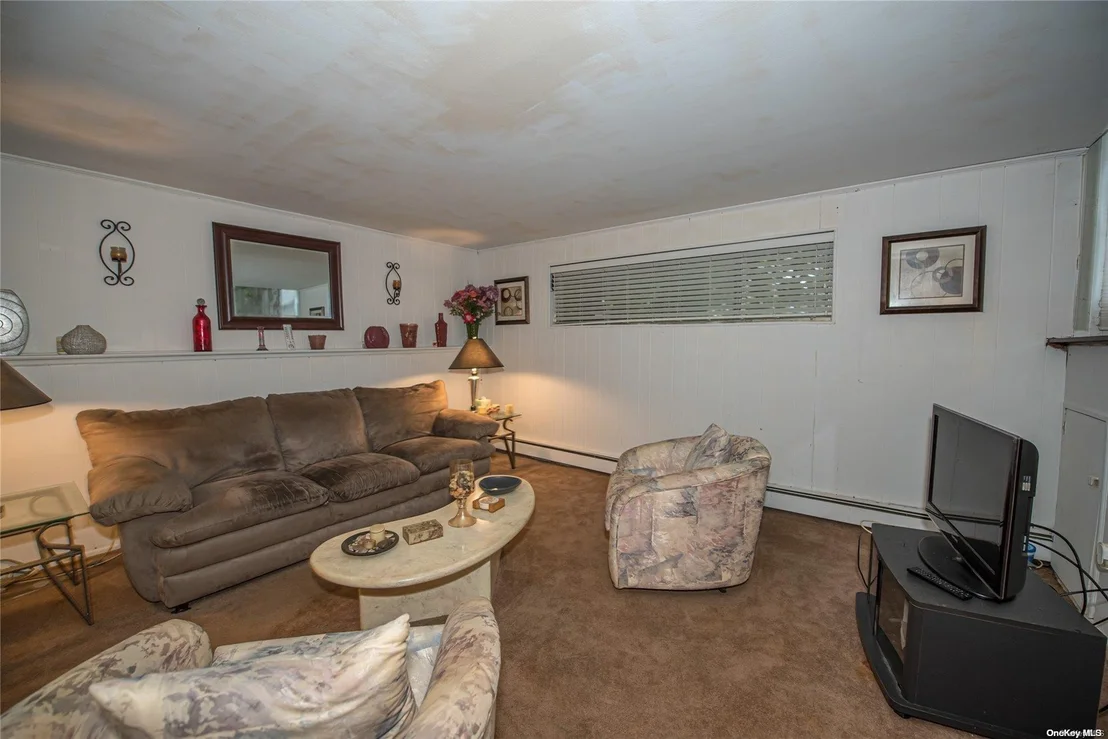 Photo of 42 Tanglewood Drive