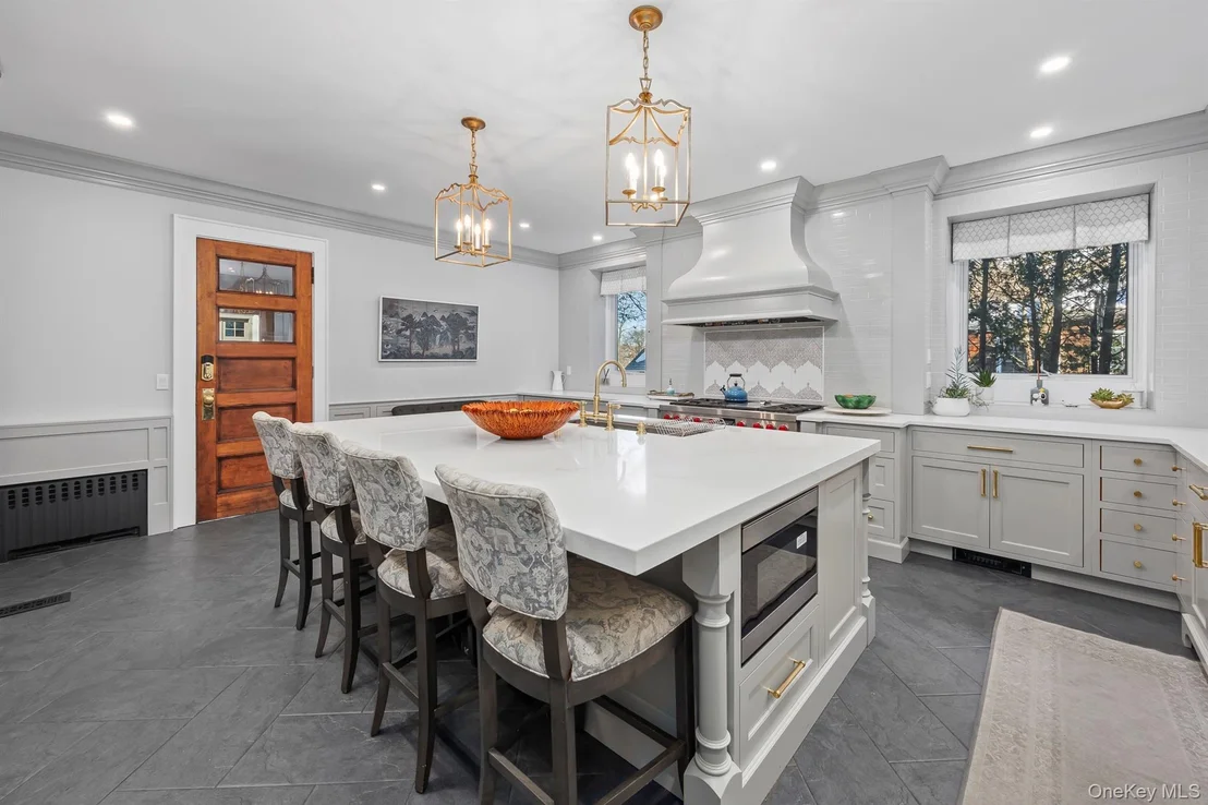 Photo of 65 Harmon Avenue